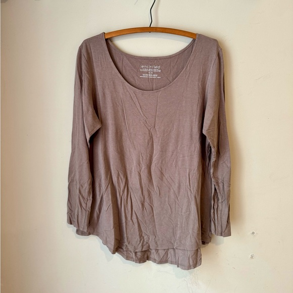 Encircled Taupe Tan Long Sleeve Scoop Neck Shirt in XL - Picture 1 of 3